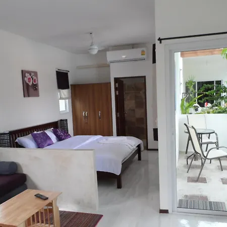 Baan Sabaaidee - Adult Friendly Hotel Hua Hin Room photo